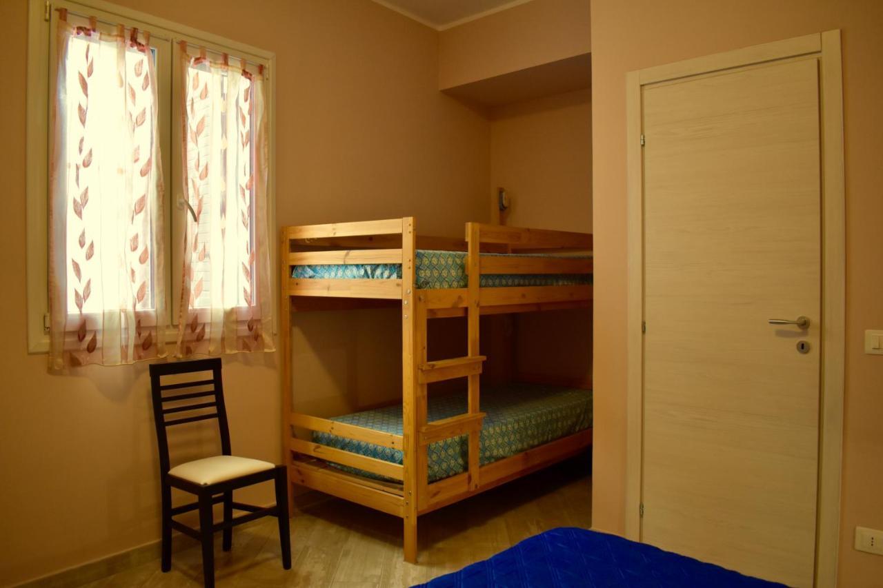 Tra Il Borgo E Il Mare Bed & Breakfast Черво Екстериор снимка