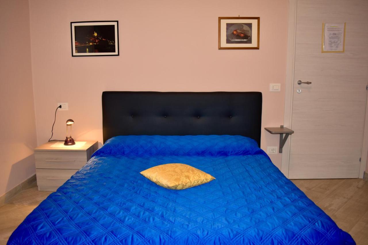 Tra Il Borgo E Il Mare Bed & Breakfast Черво Екстериор снимка