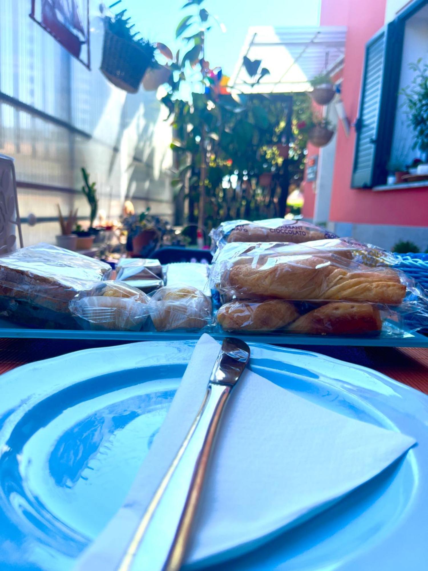 Tra Il Borgo E Il Mare Bed & Breakfast Черво Екстериор снимка